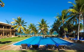 Pousada Praia Das Ondas - Pe Na Areia