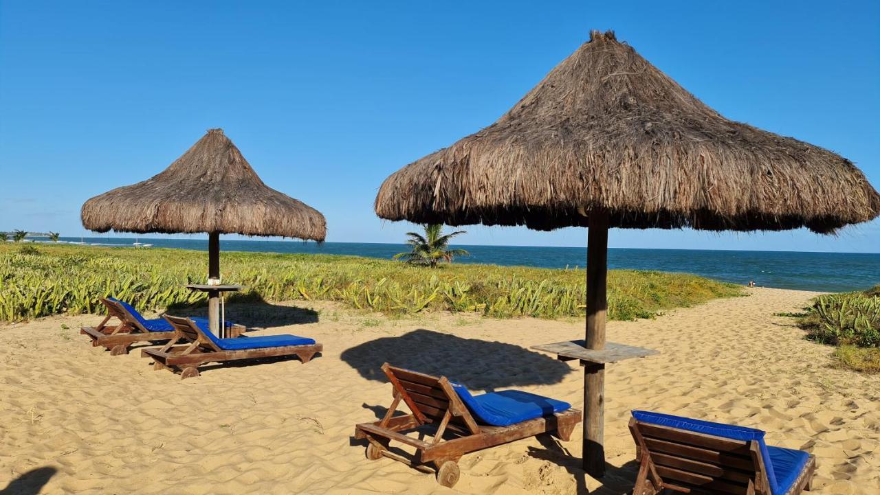 Pousada Praia Das Ondas - Pe Na Areia Itacimirim Exteriör bild